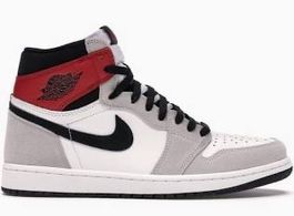 Nike Air Jordan 1 Retro High OG Grösse 44,5 (USA 10,5)