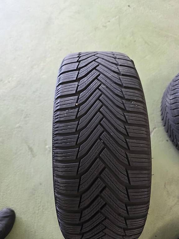 BMW Pneus & Roues: Winterräder Original BMW 1er  E81 E82 E87 E88 – D'occasion à Rümlang par AZAutozubehor 5