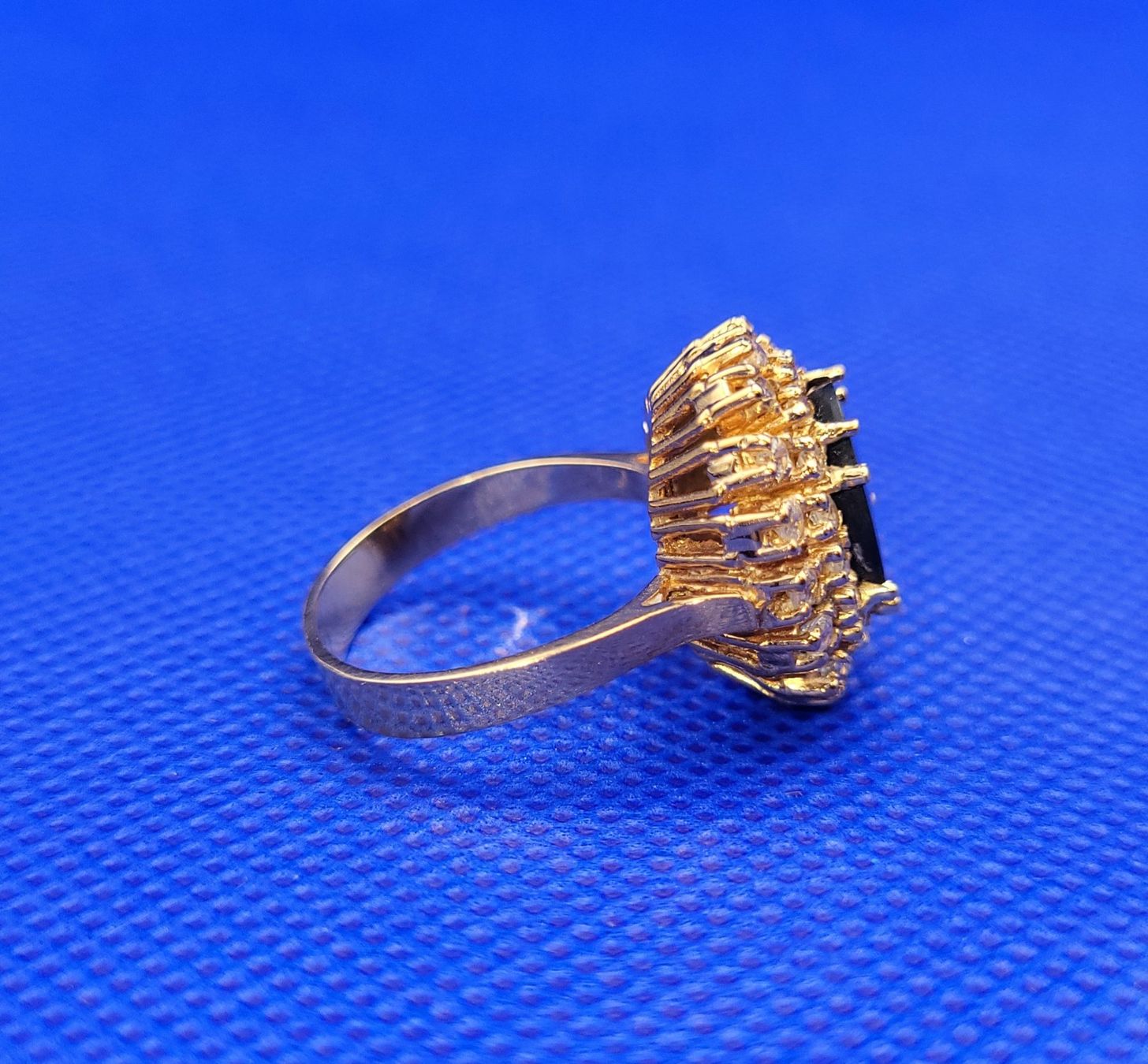 Anelli: 585 Rose Gold Ring Mit Onyx und Steine – Usato da Wald ZH venduto da Aniade 7