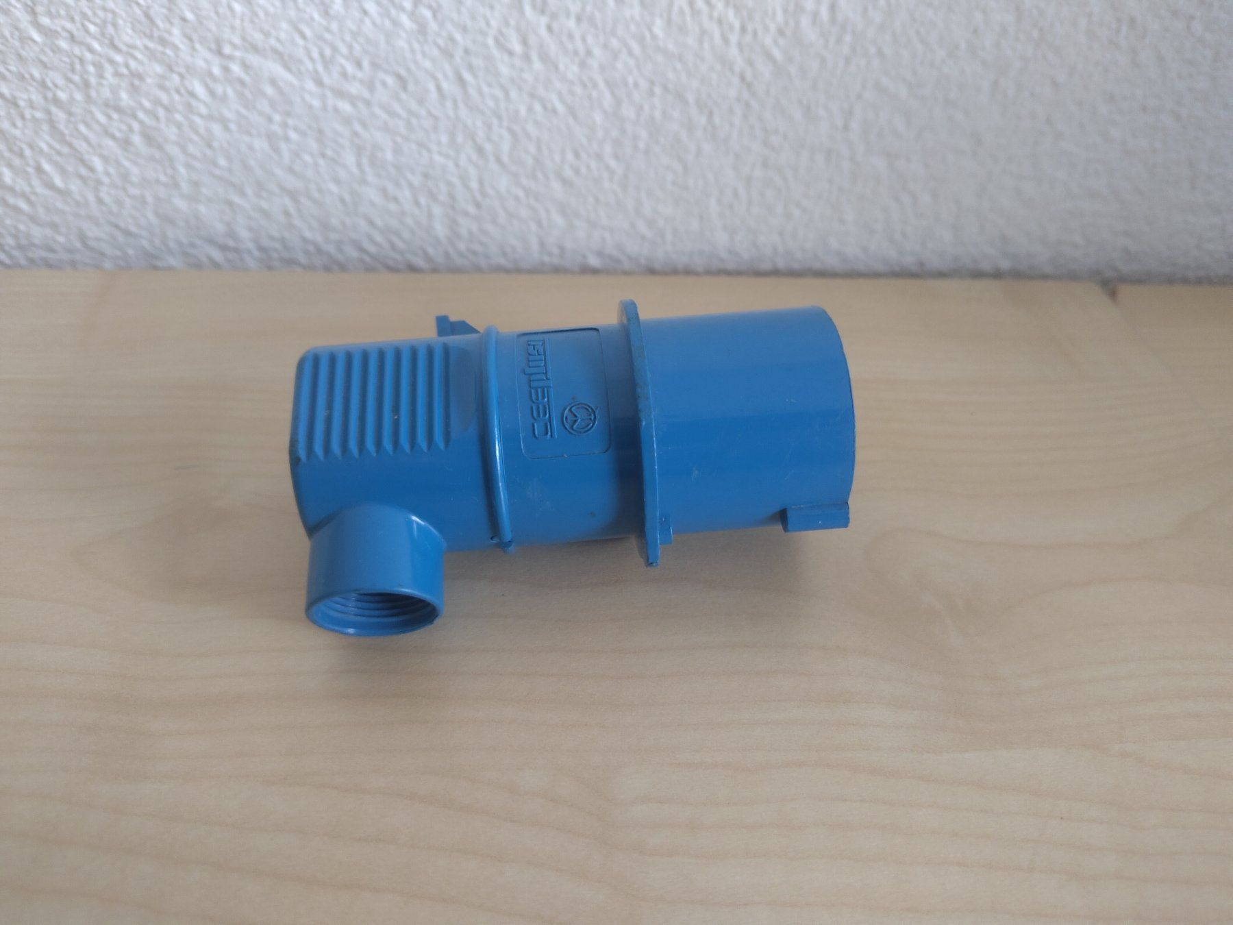 Stecker: CEE Stecker 16A 3-polig, blau – Gebraucht aus Wangen SZ von scherpa1 2