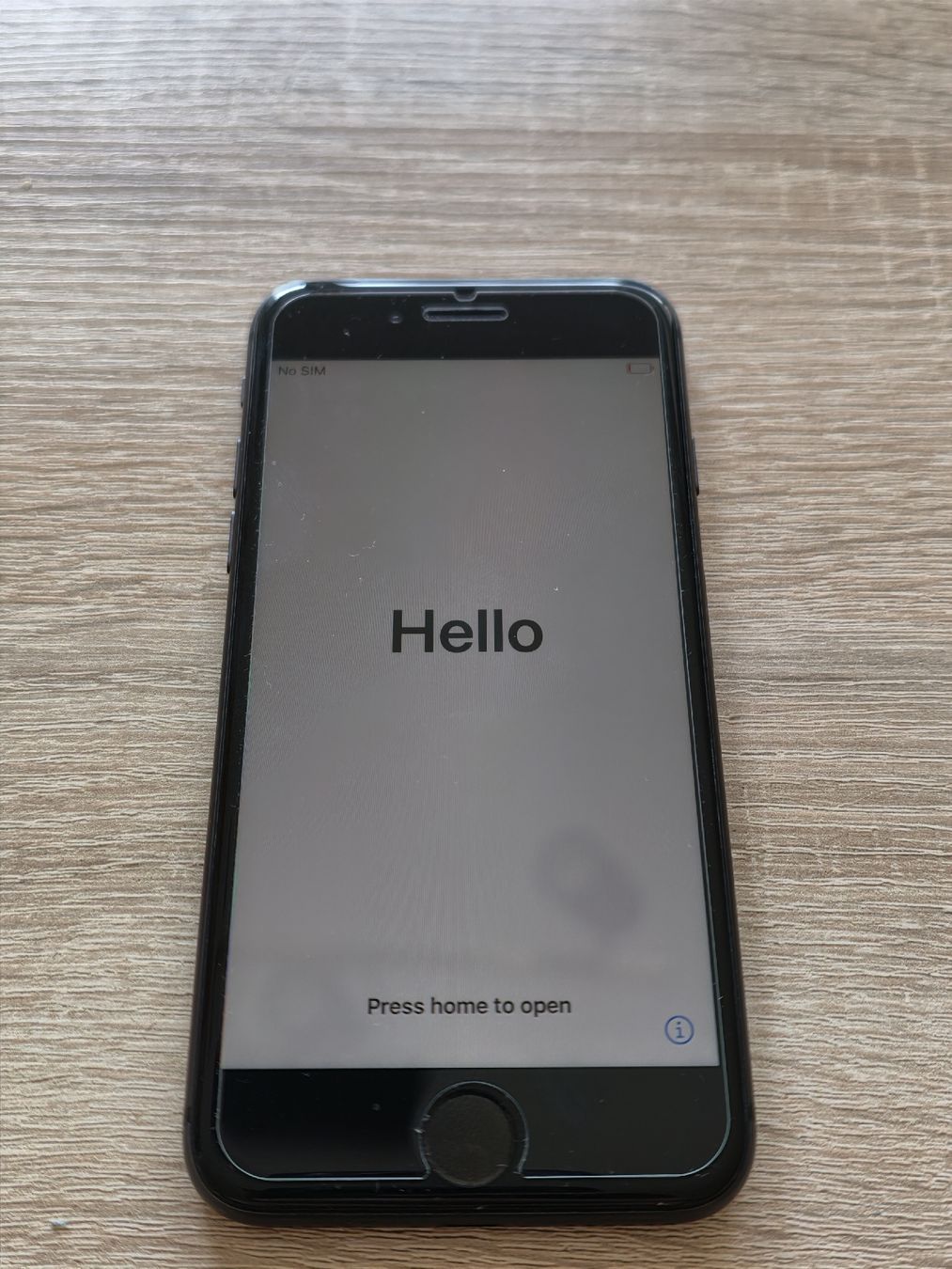 Apple Handys / Smartphones: iPhone 8 gebraucht  – Gebraucht aus Basel von leyendasrr 1