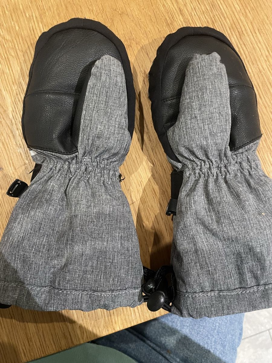 Reusch Kinderhandschuhe: Fausthandschuhe Reusch 2/3 jährig – Gebraucht aus Recherswil von grafics 1