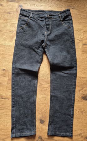 Dunkle Jeans (Grösse 32) Classic Fashion