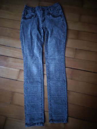 Damen Jeans, Grösse 38, cooler Look für den Frühling!