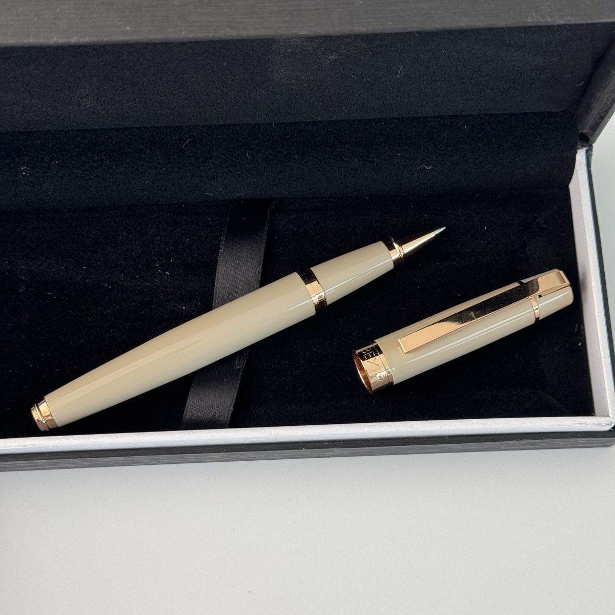 Penna & Evidenziatori: Beyer Kugelschreiber – Usato da Zürich venduto da Fontana101 1