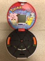 Pokémon Original Pokéball 1999 Vintage