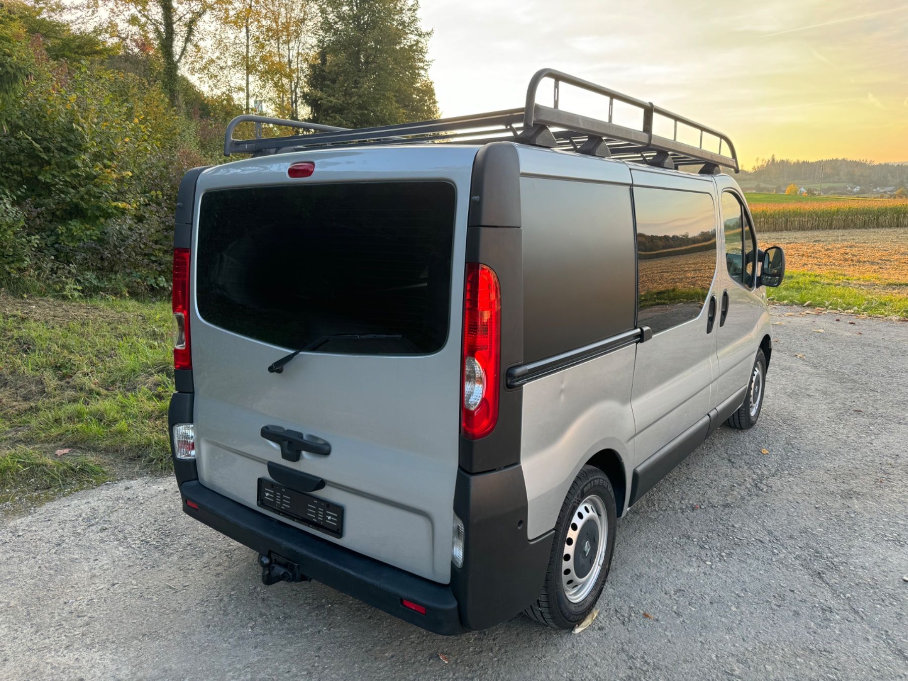 Renault Veicoli da campeggio: Renault Trafic Saranda Camper Wohnmobil – Usato da Winterthur venduto da CamperBau 9