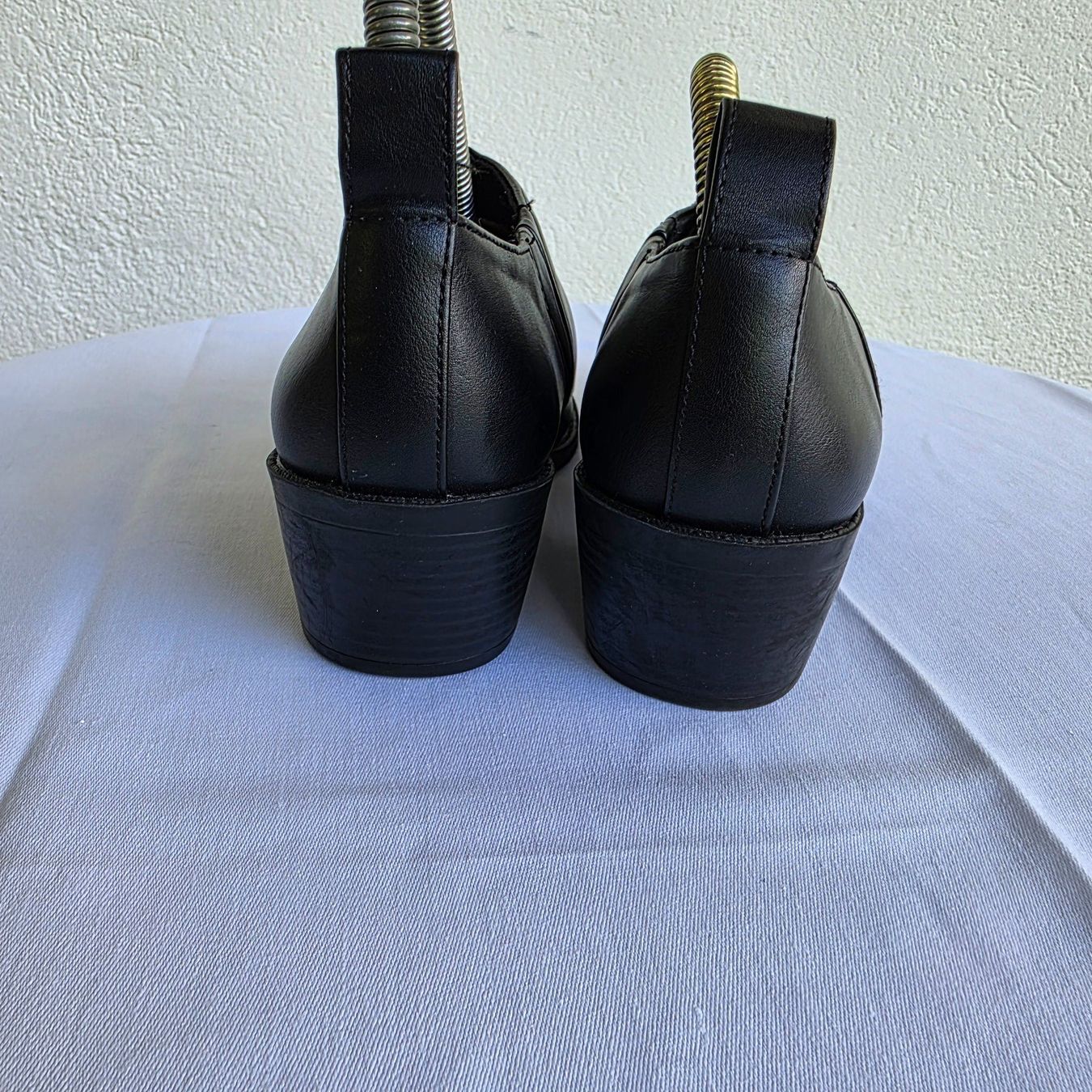 Damenschuhe: H&M Divided Damen Schuhe – Größe 39 – Gebraucht aus Wald ZH von CapLux 5