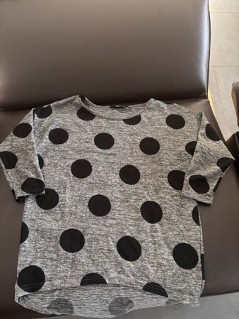 Damen Pullover gepunktet grau Grösse M