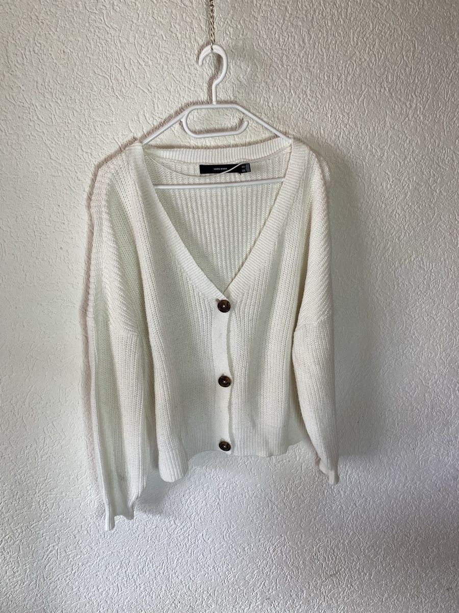 Vero Moda Giacche: Strickjacke von Vero Moda – Usato da Emmen venduto da Linda-Bachmann