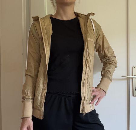 Leichte Bellow Zero Jacke, Grösse XS