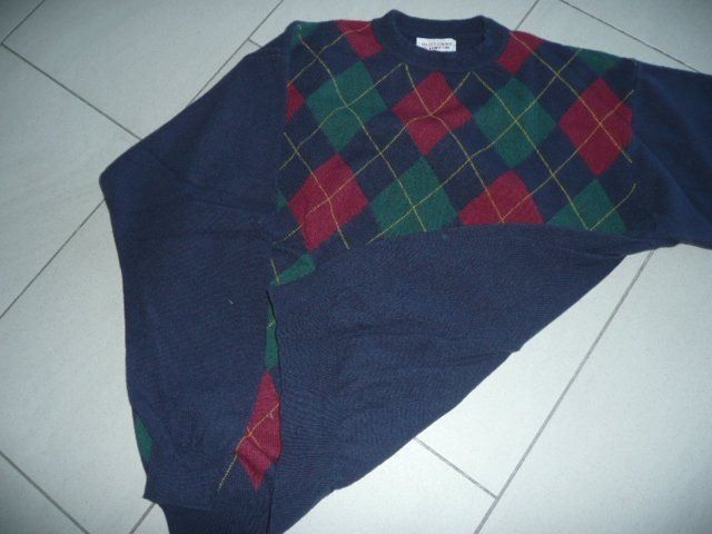 Benetton Maglioni & Felpe: Pullover Rumba von Benetton – Usato da Zug venduto da falama 2