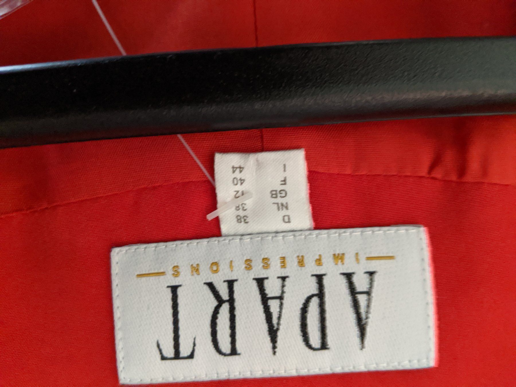 Vestes: Apart damen Blazer – Neuf avec emballage d'origine à Langnau am Albis par Judithsebi 1