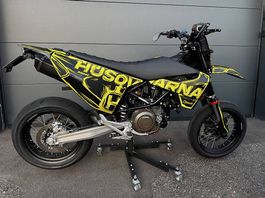 Husqvarna 701 Supermoto