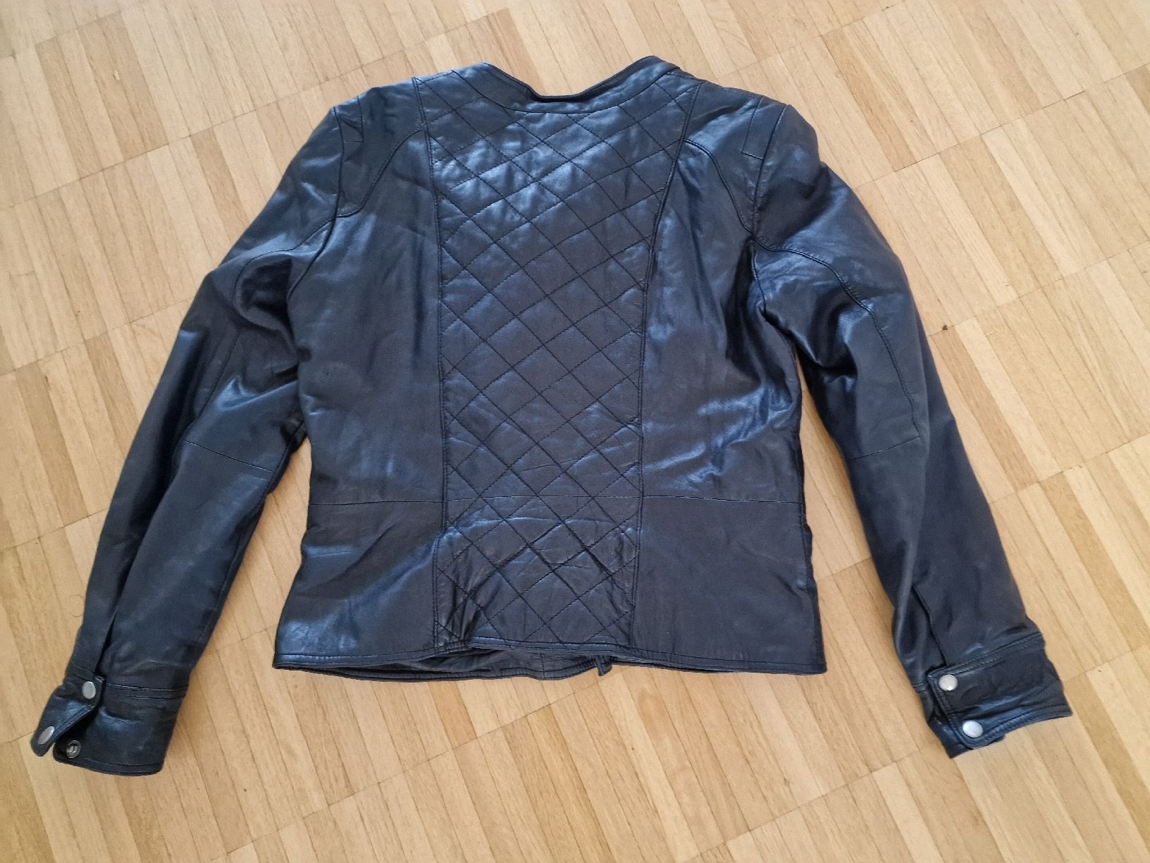 Nafnaf Jacken: Stylische Naf Naf Lederjacke  Grösse 40 – Gebraucht aus Laufenburg von megane1959 5