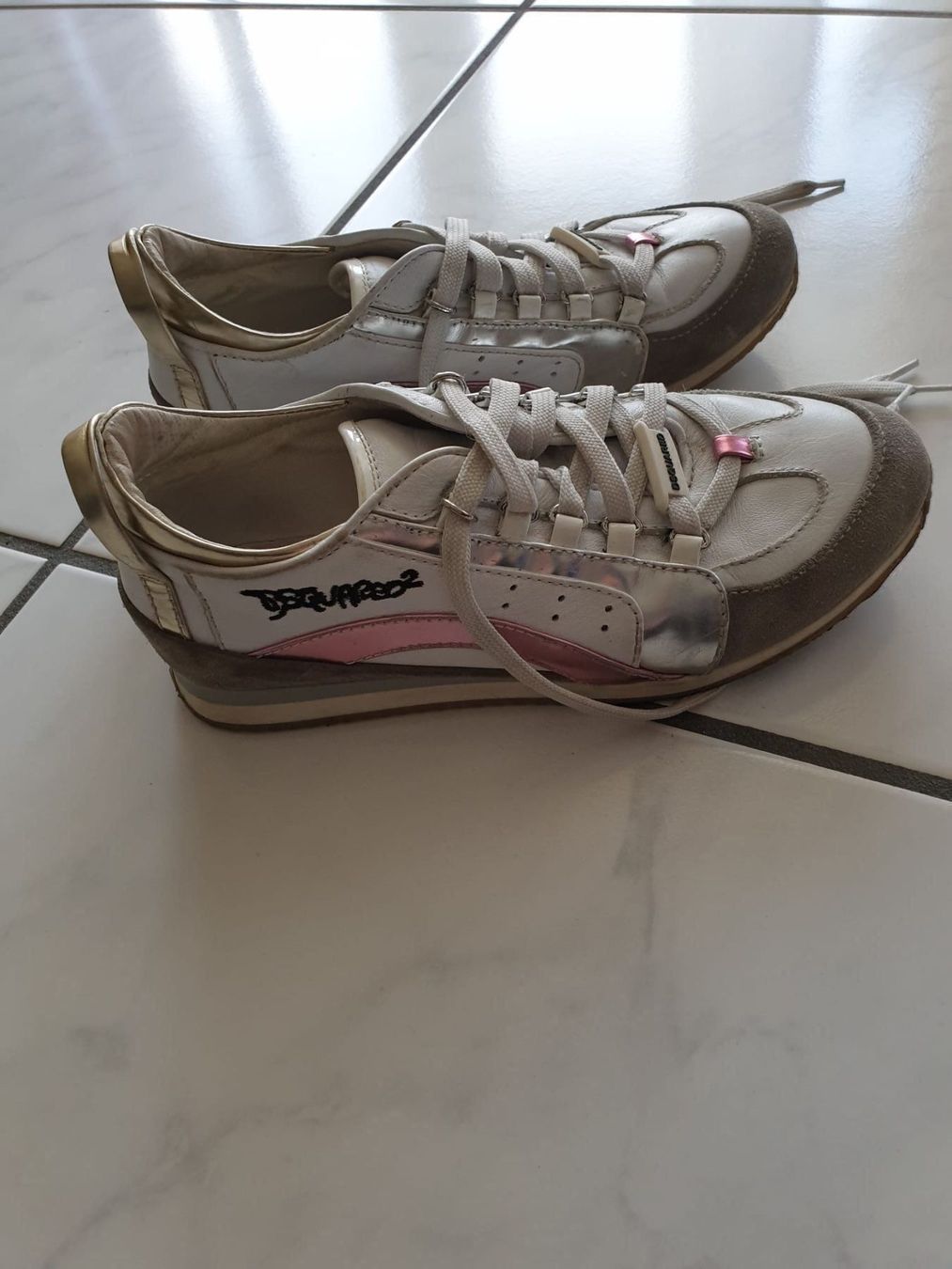 Dsquared2 Scarpe per ragazze: Dsquared2 sneackers – Usato da Fislisbach venduto da Brandopfer810 2