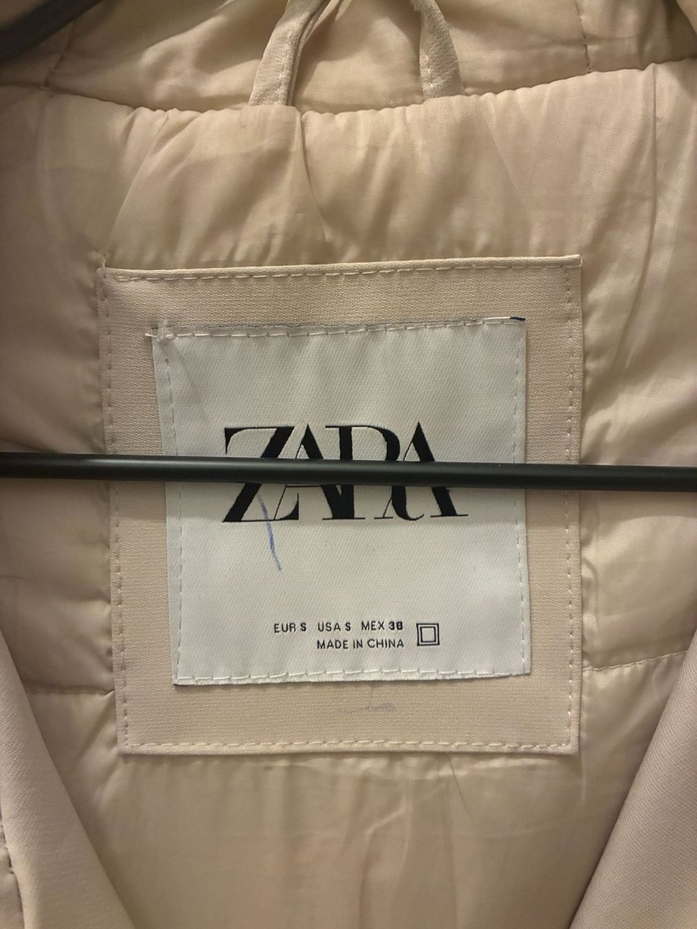 Zara Giacche: Winterjacke Zara – Usato da Biel/Bienne venduto da taa-ku 2