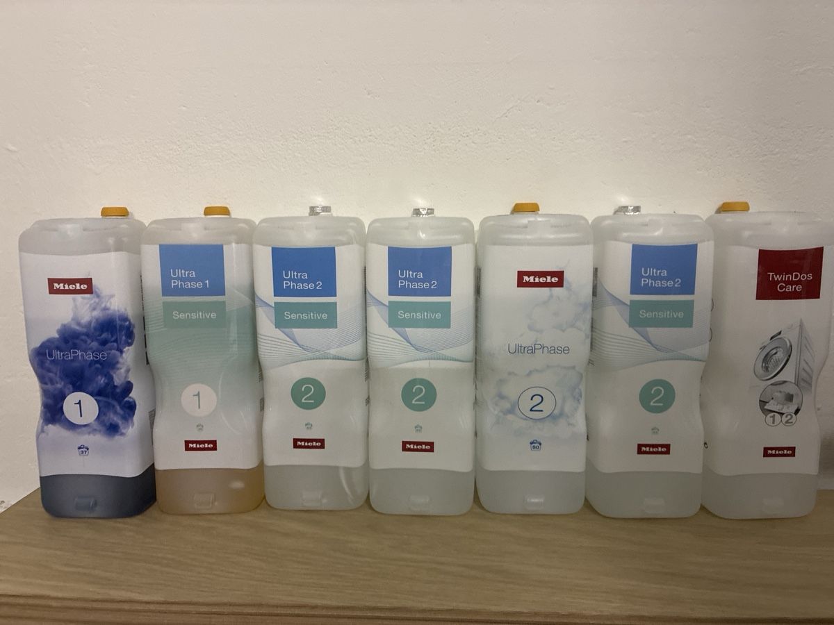 Miele Lavatrici: Miele UltraPhase 1 & 2 6x – Nuovo e nell'imballaggio originale da Bogis-Bossey venduto da perey