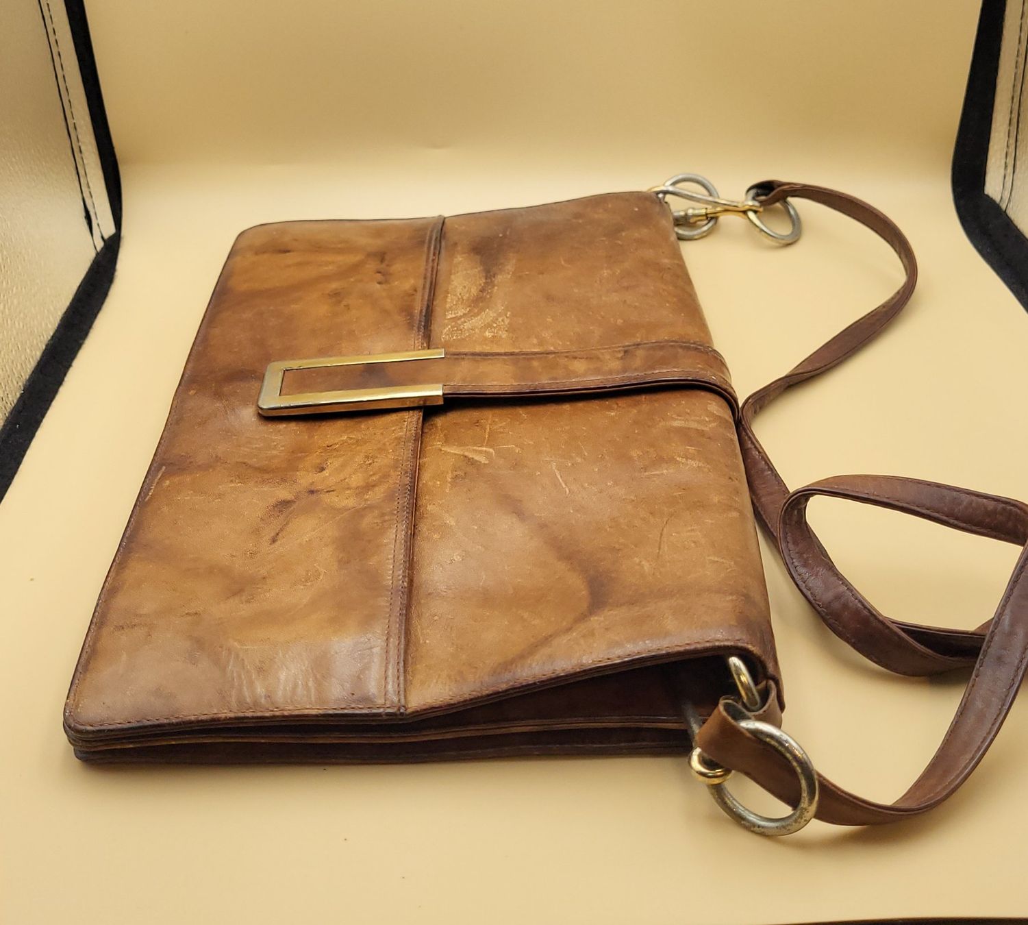 Taschen für Damen: Schicke Vintage Braun Ledertasche – Gebraucht aus Wald ZH von SwissPawnshop 6