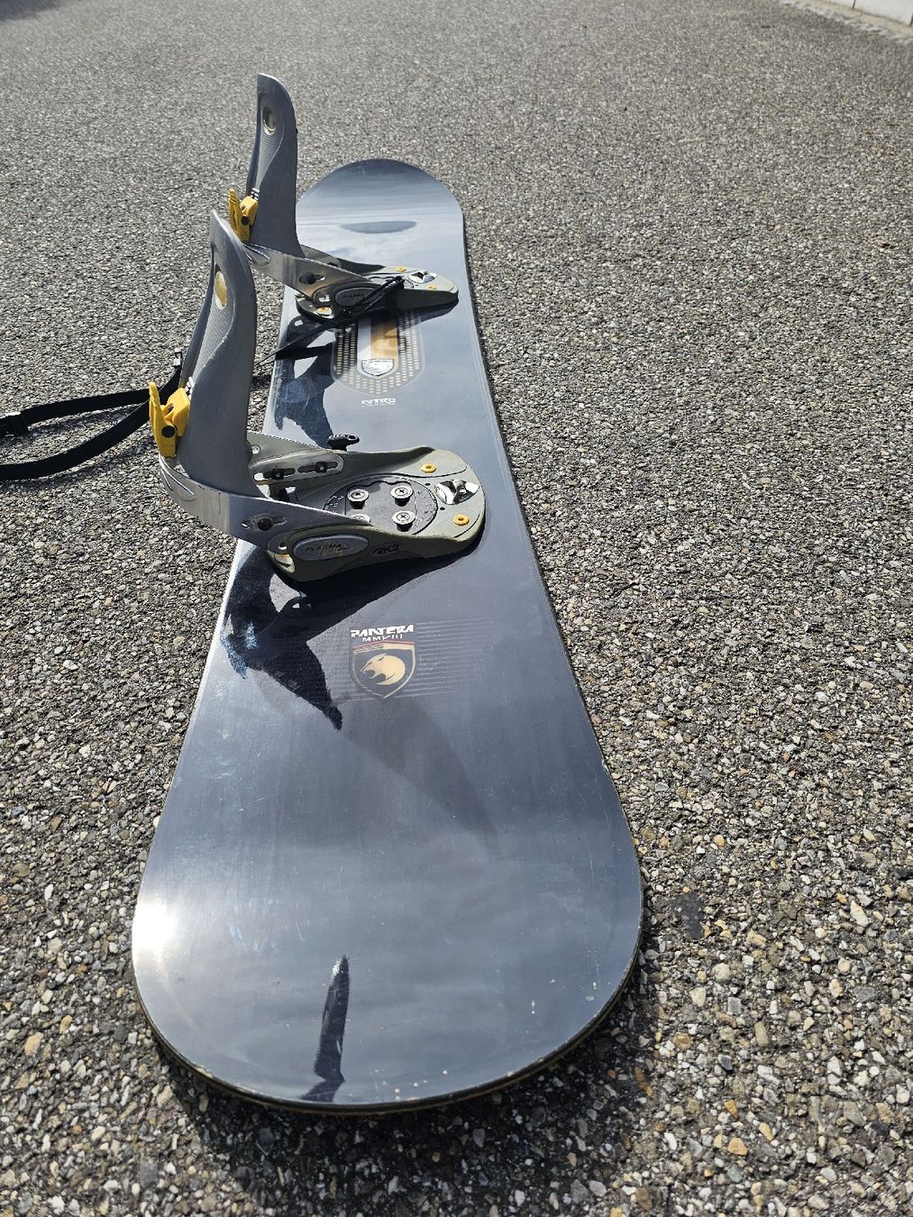 Snowboard Nitro Board: Nitro Snowboard Pantera mit Bindung gebrauchter Zustand – Usato da Selzach venduto da hasenmatt 4