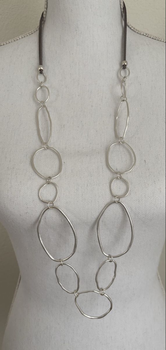 Catenine: Modeschmuck Damen Halskette – Usato da Bassersdorf venduto da Stellabella