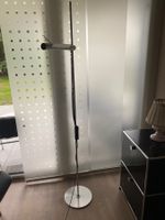 Stehleuchte Metall grau schlichtes Design gebraucht