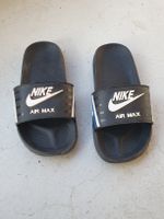 Nike Kinder Slipper Grösse 34-35