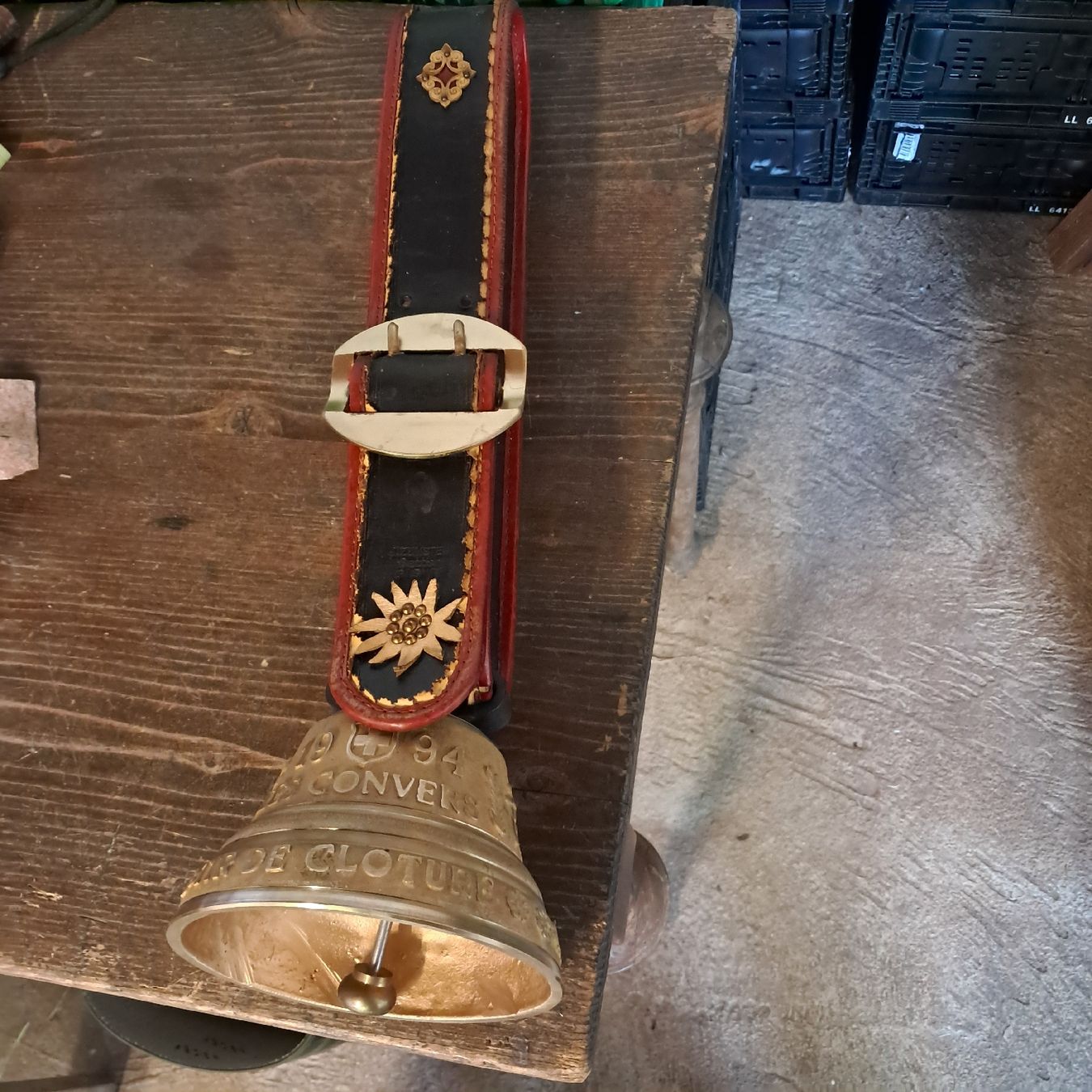 Campanacci mucche: NEUWERTIGE GLOCKE BLONDEAU  – Usato da Murten venduto da SHETHOF 9