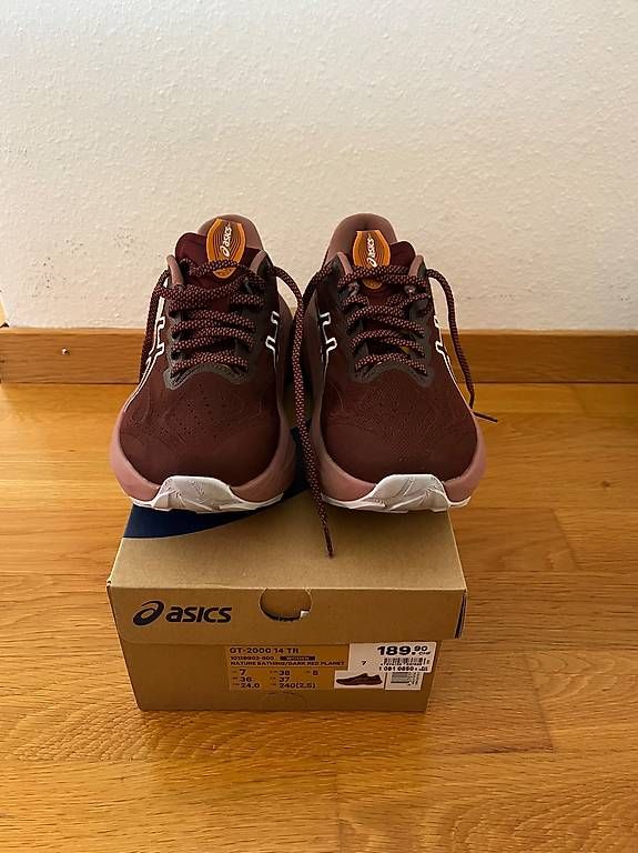 Asics Scarpe da donna: ASICS GT-2000 14 TR Lady – Usato da Küssnacht am Rigi venduto da Amskle 1