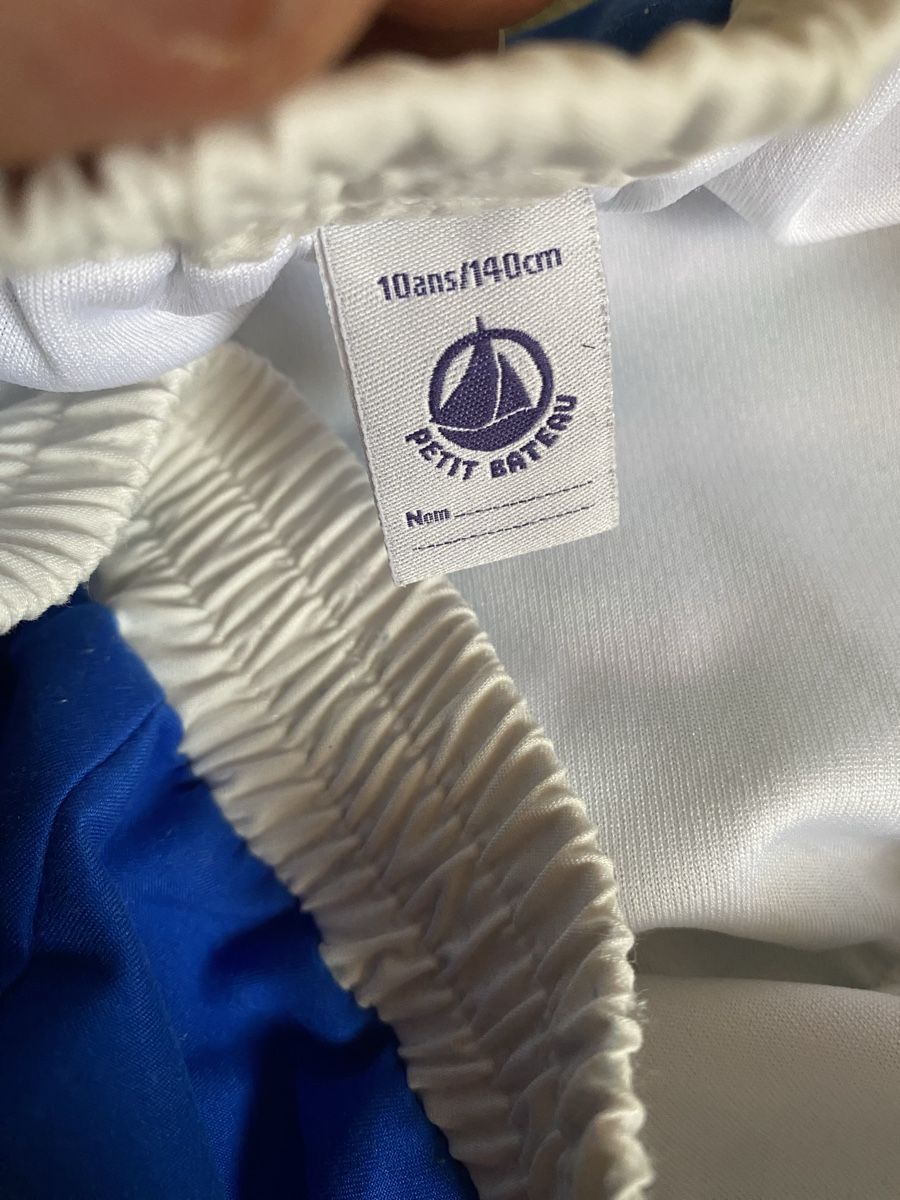 Petit Bateau Costumi da bagno: Petit Bateau - Short de bain rayé 10 ans – Nuovo (secondo la descrizione) da Geneve venduto da Monthoux13 2