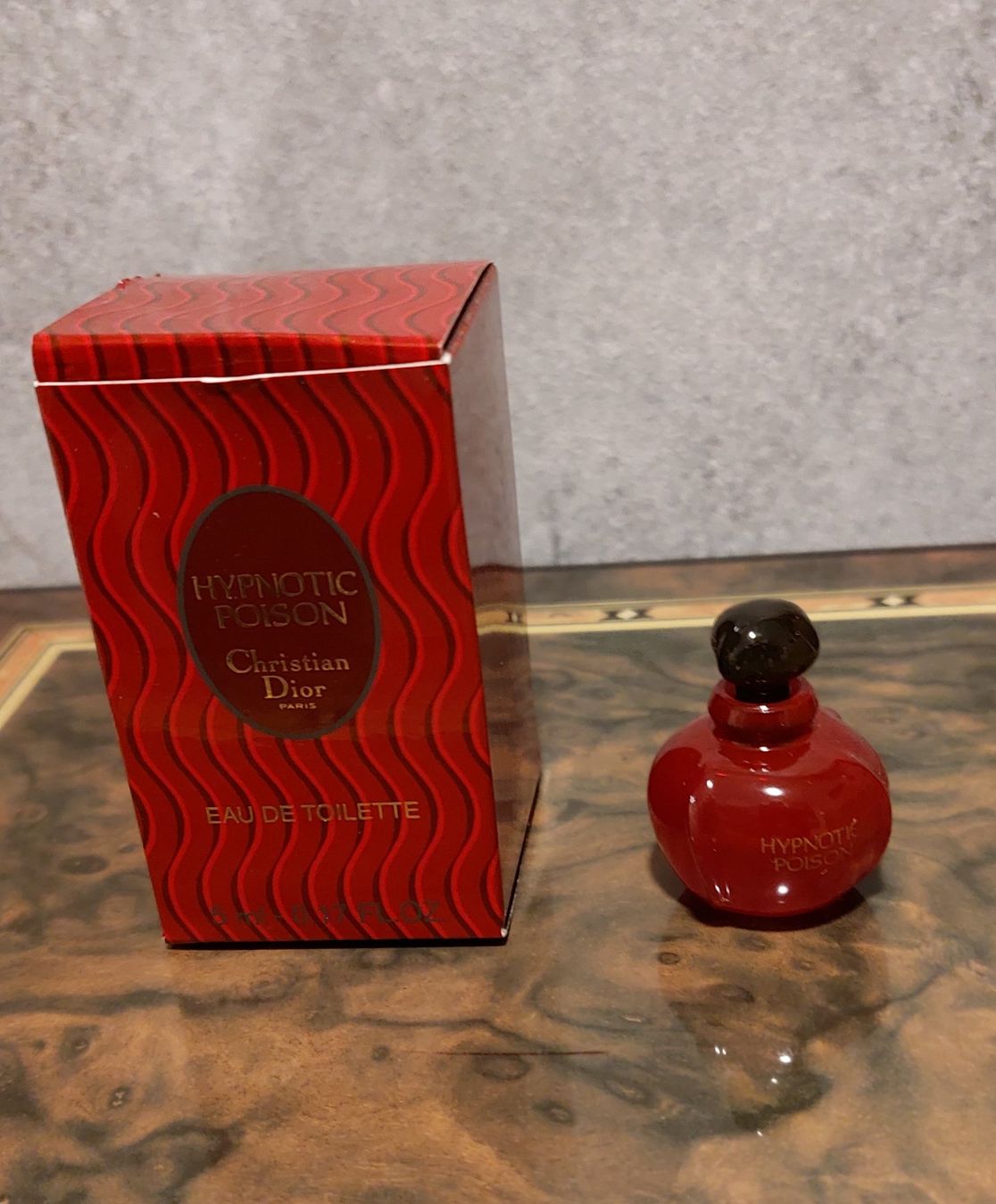 Dior Parfums & Eau de Toilette: Dior Hypnotic Poison 5ml mit Originalverpackung – Neuf avec emballage d'origine à Thayngen par Sylv0