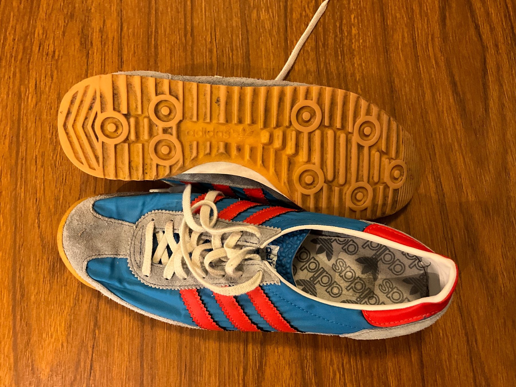Adidas Scarpe da uomo: Vintage Adidas Sneaker, Gr. 42 2/3 – Usato da Fribourg venduto da JohnZ89 2