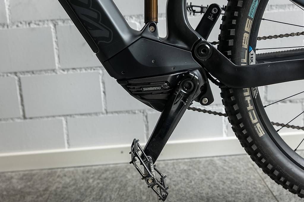 Velos: Thömus Lightrider E2 29 Pro M schwarz XT Di2 – Gebraucht aus  von  4
