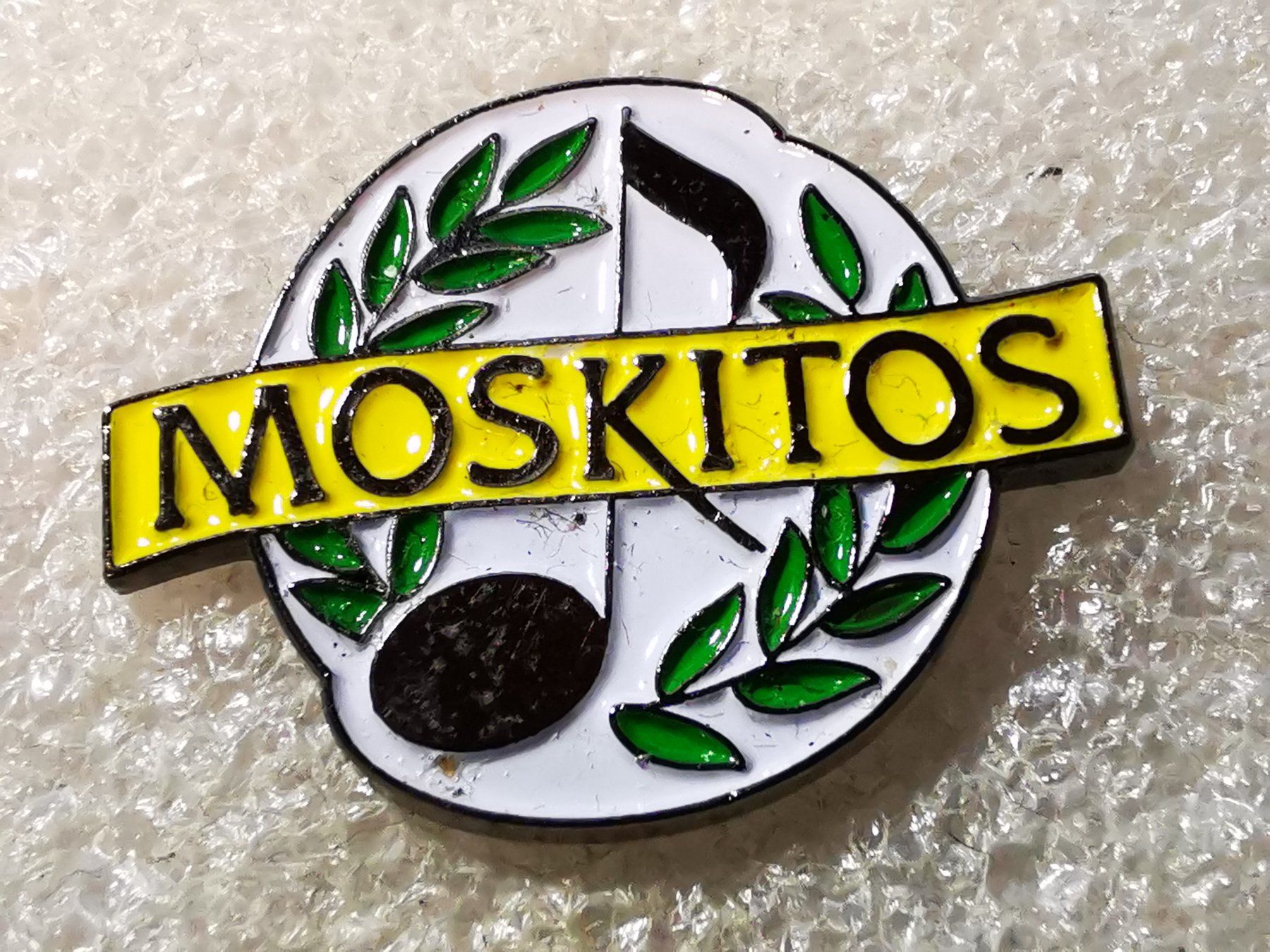 Placchette & Badge: Ansteckpin 59: Moskitos – Usato da Oppligen venduto da Pin-Fall-Shop