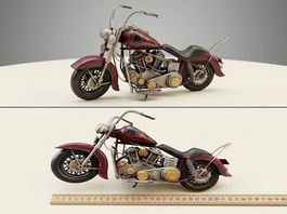 Motorrad aus Metall