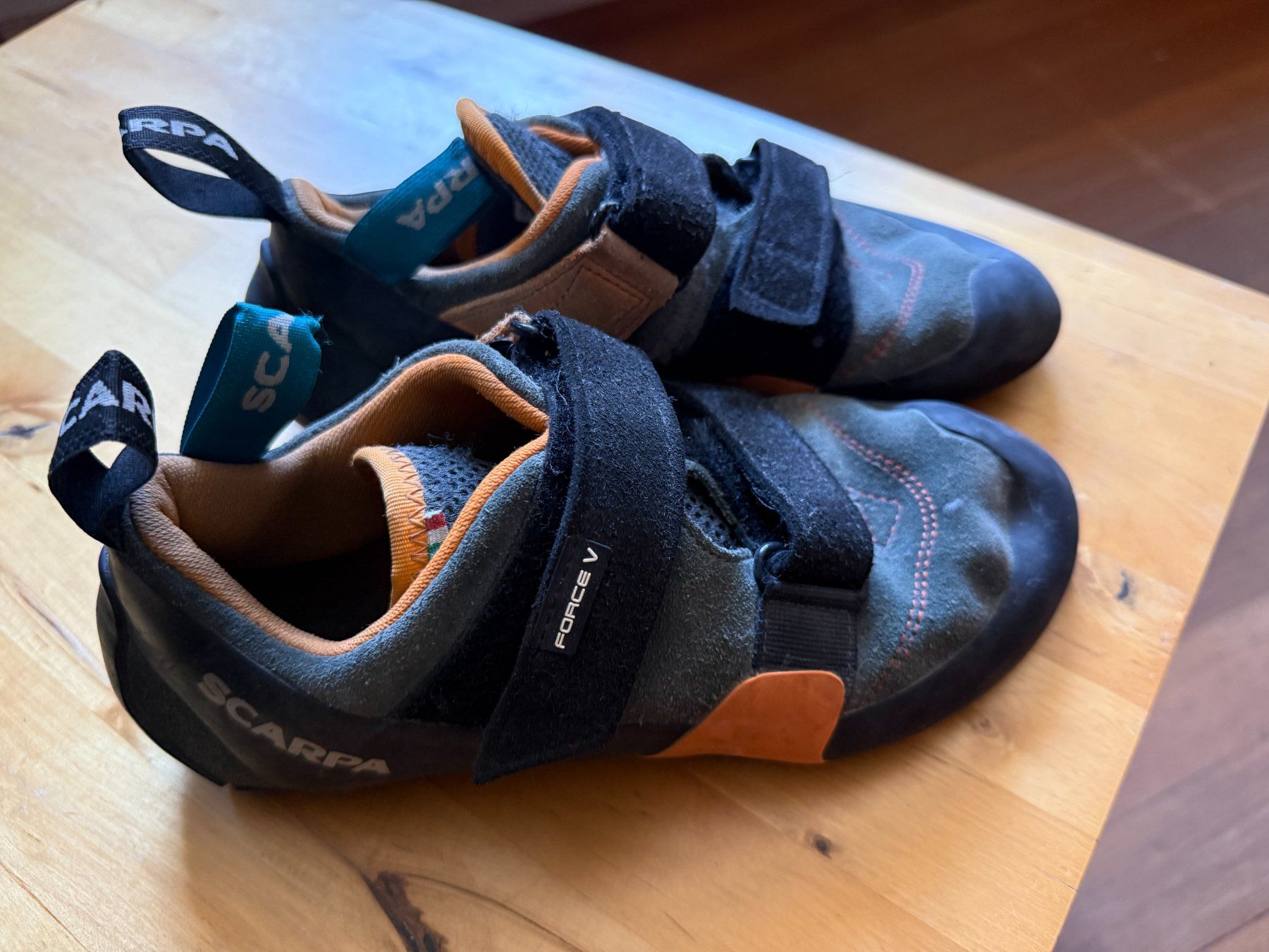 Scarpa Scarpe da uomo: Scarpa Force V Kletterschuhe / Kletterfinken – Usato da Baden venduto da linuxli_2012