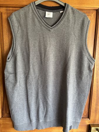 S.Oliver Herren Weste, Grösse XXL, Grau, Top Zustand!