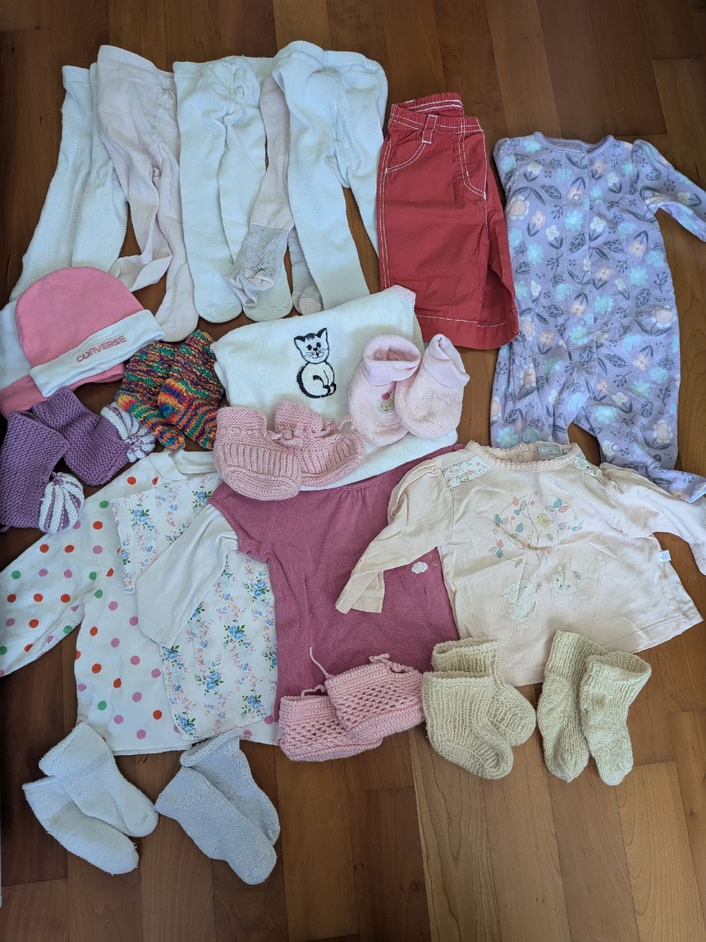 Lotti & Set di vestiti: Kleiderpaket Mädchen 0-6 Monate – Usato da Adliswil venduto da Udarius