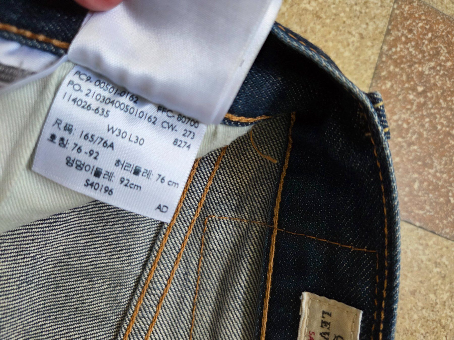Levi's Jeans: Levi's 501 30/30 – Usato da Fribourg venduto da lizzy55 2