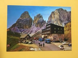 AK Italien Passo Sella Albergo Maria Flora Bus Car Stempel