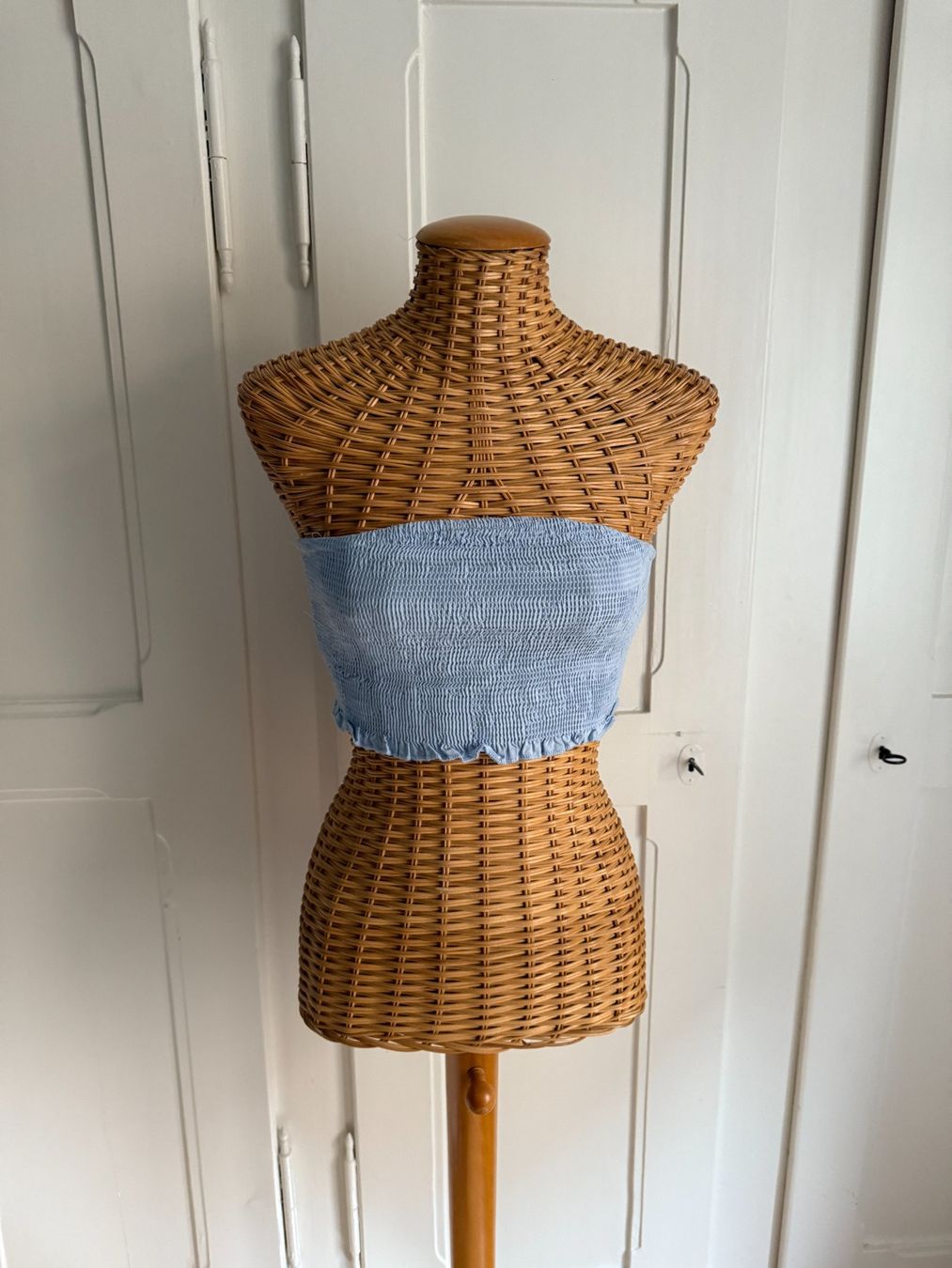 Zaful Tops: ZAFUL - Bustier-Top hellblau 36 – D'occasion à Zürich par Diazaio