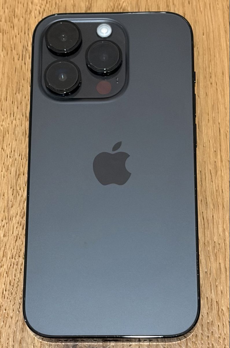Apple Telefoni cellulari / Smartphones: Apple iPhone 14 Pro, 512GB, schwarz – Usato da Arboldswil venduto da dominik321