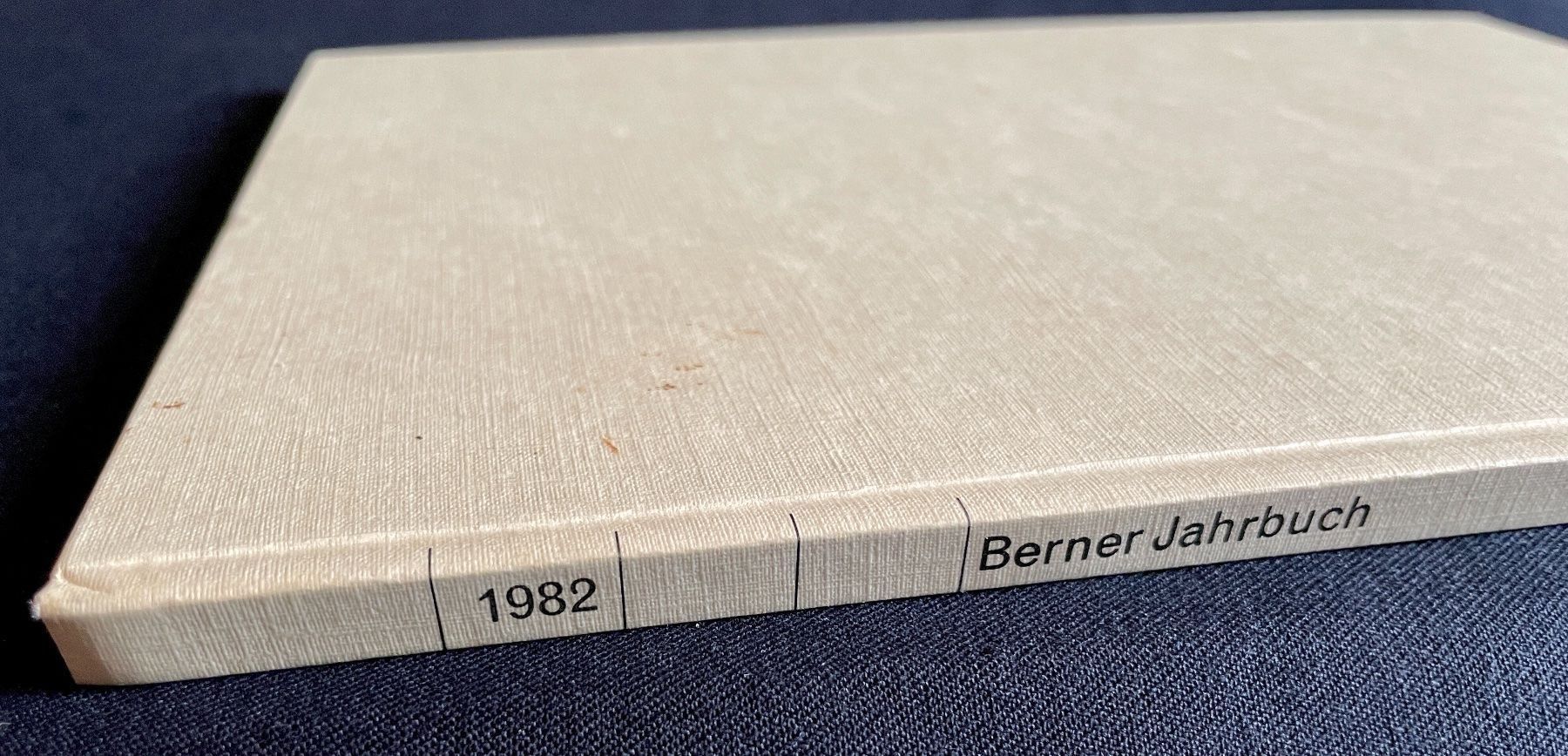 Bücher: Buch 1982 Bern - Jahresbuch – Neu (gemäss Beschreibung) aus Bern von Chraebu2 1
