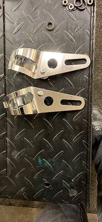 Tutti i ricambio per moto: Motorrad Lampenhalter universell – Usato da Volketswil venduto da mascalzone-latino 1