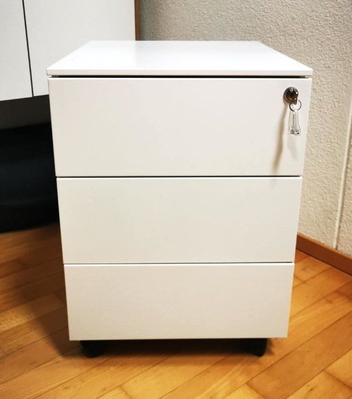 Korpus: Schickes Büro Rollcontainer – Gebraucht aus Winterthur von Gian_Marco 1