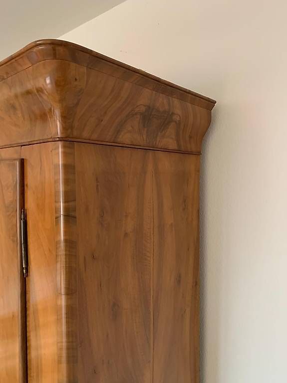 Armadi: Antiker Biedermeier-Schrank – Usato da Zürich venduto da dvega 1