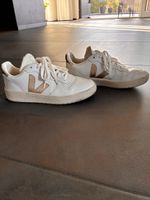 Sneaker Veja V-10 weiss gold Grösse 41 guter Zustand