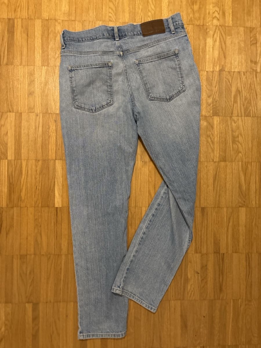 Tommy Hilfiger Jeans: Tommy Hilfiger Jeans – Gebraucht aus Muttenz von s24_6nnd 1
