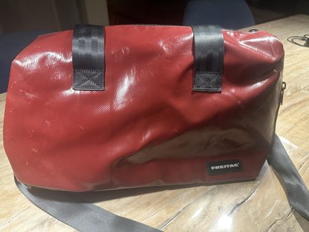 Freitag Tasche bordeaux, neuwertig, sehr selten, Top Zustand