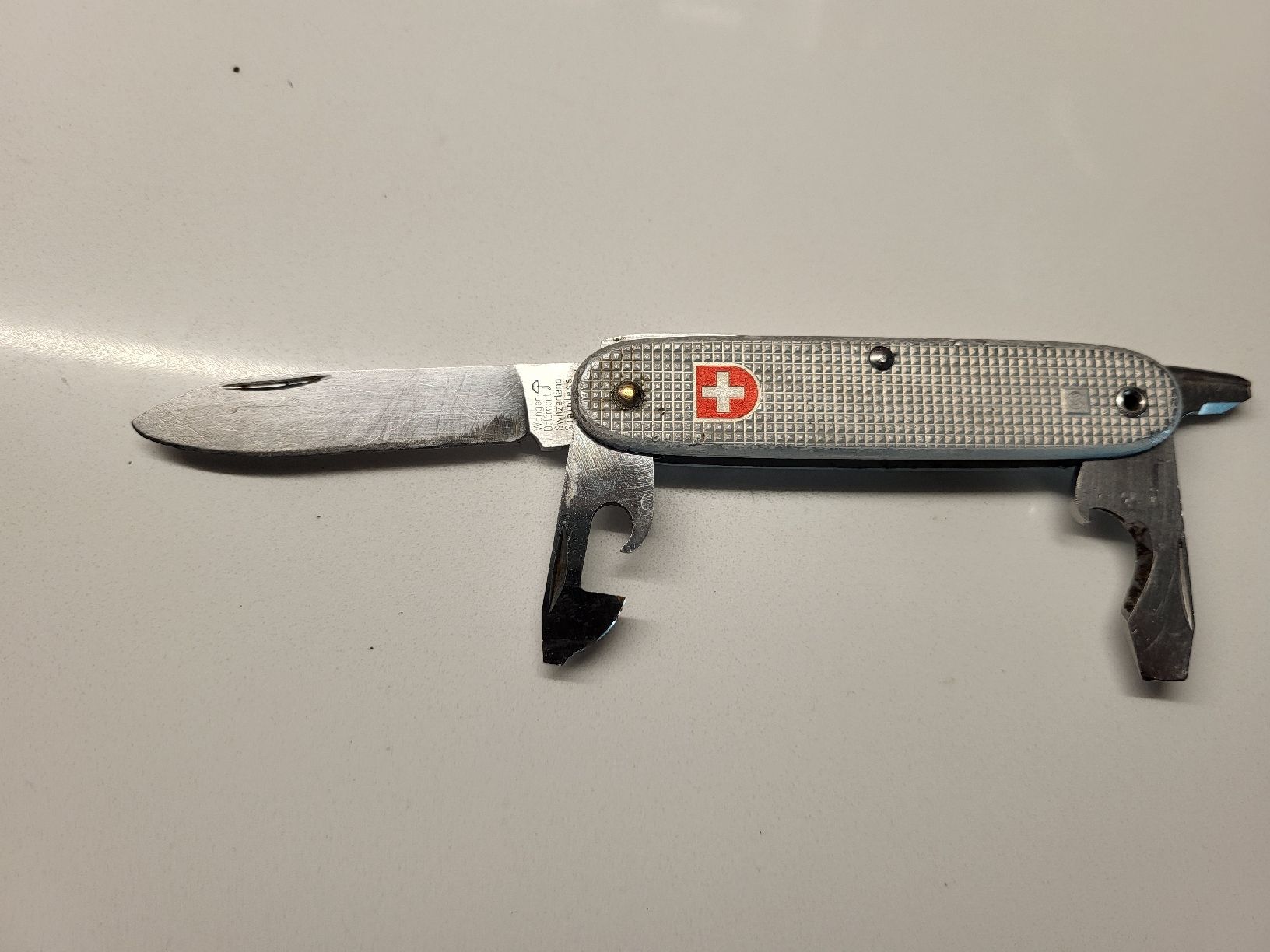 Schweizer Armee Coltelli tascabile: Miltärsackmesser – Usato da Gutenswil venduto da ghekko88